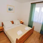 Apartman Anamarija - One Bedroom With Balcony - 4 *