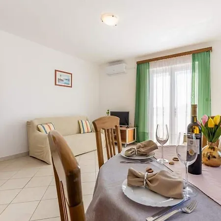 Anamarija - One Bedroom With Balcony - 4 Privlaka (Zadar)