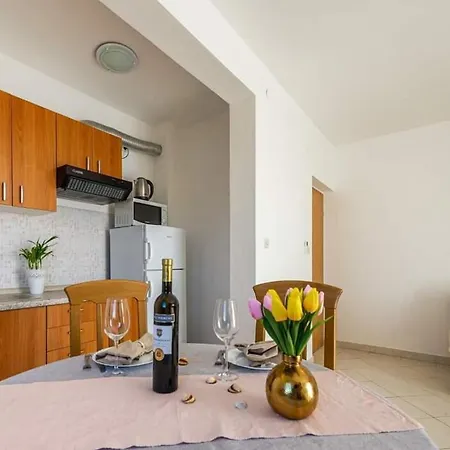 Anamarija - One Bedroom With Balcony - 4 Privlaka (Zadar)
