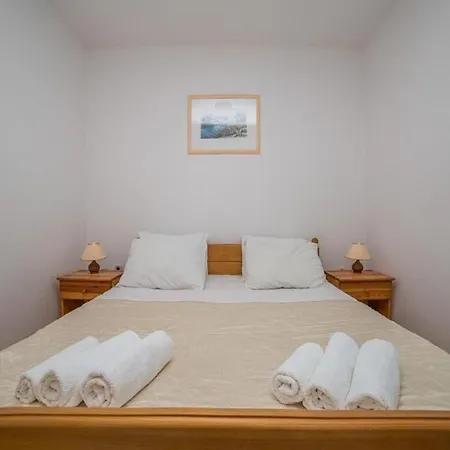 Apartment Anamarija - One Bedroom With Balcony - 4 Privlaka (Zadar)
